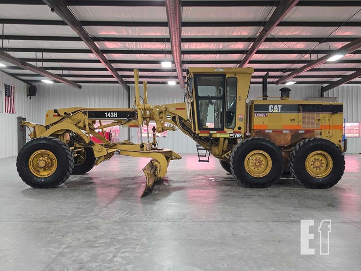 2005-caterpillar-143h-image-5