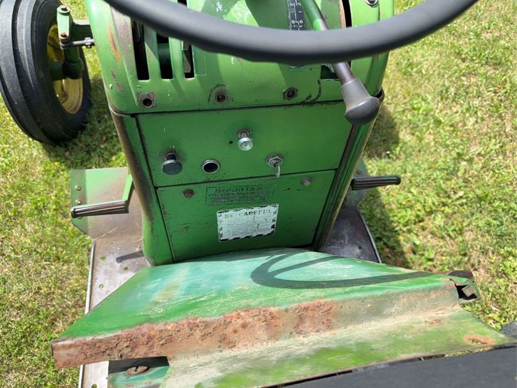 2010-john-deere-2010-image-16