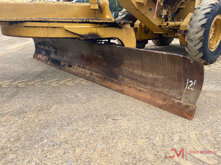 1994-deere-670b-image-13