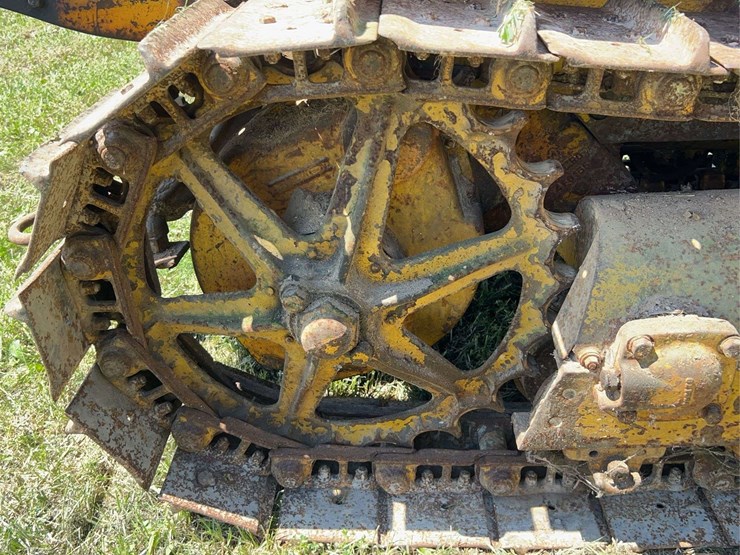 caterpillar-d2-image-28