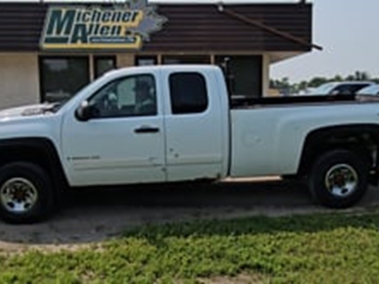 2008-chevrolet-silverado-2500hd-image-36