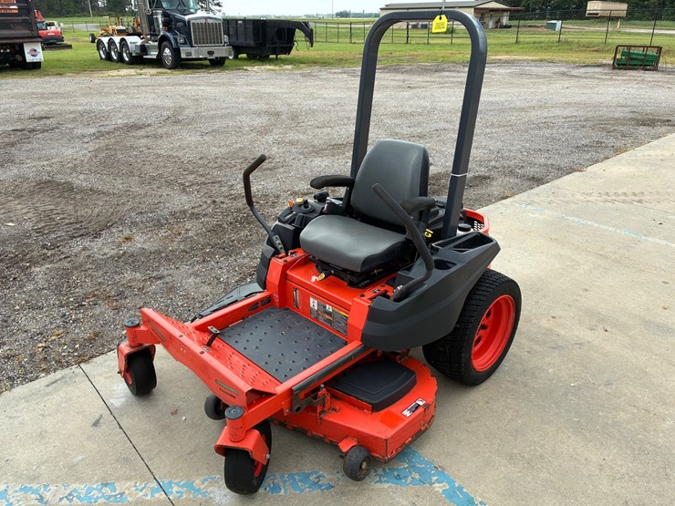 #20240-•-kubota-zg123s-zero-turn-image-5