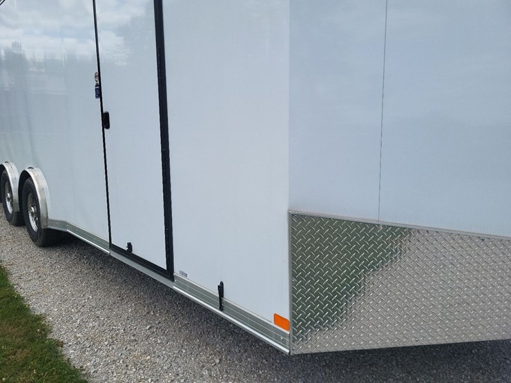 2022-united-enclosed-tandem-axle-bumper-trailer---nice-one-owner-image-48