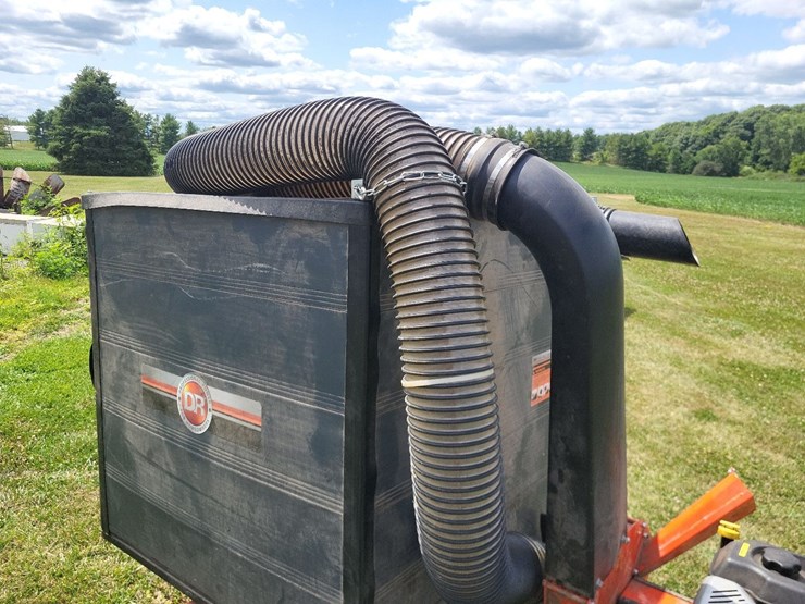 2018-dr-leaf--and-lawn-vacuum-w/chipper---nice-image-23