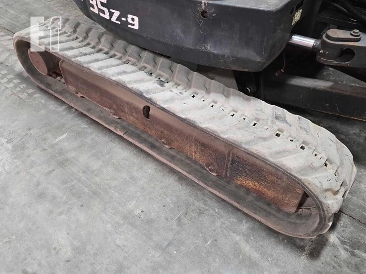 hyundai-robex-35z-9-image-33
