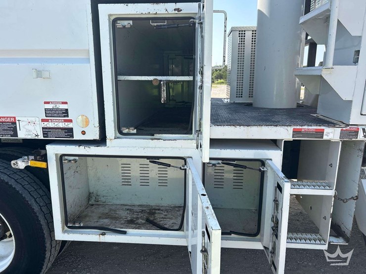 2016-ford-f750-image-27