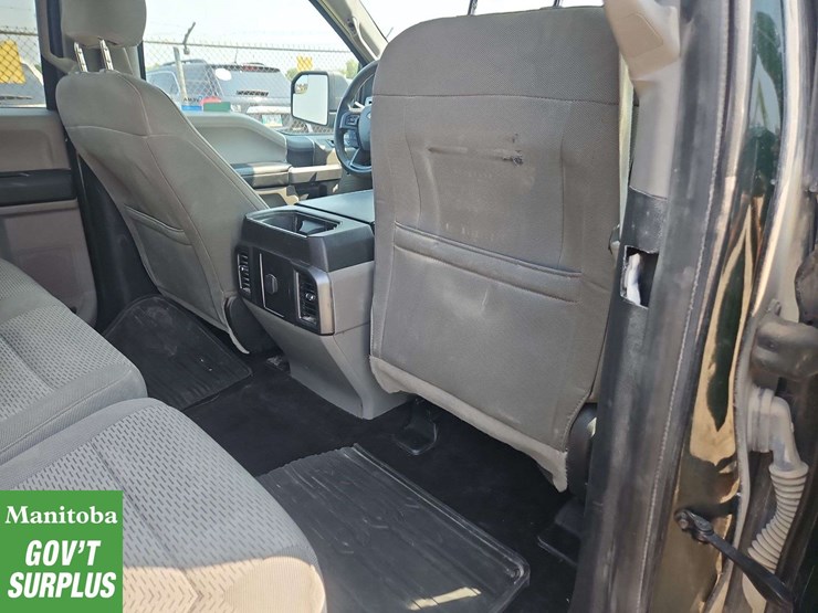2016-ford-6.5-ft-image-26