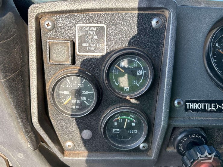 1994-mack-dm690s-image-15