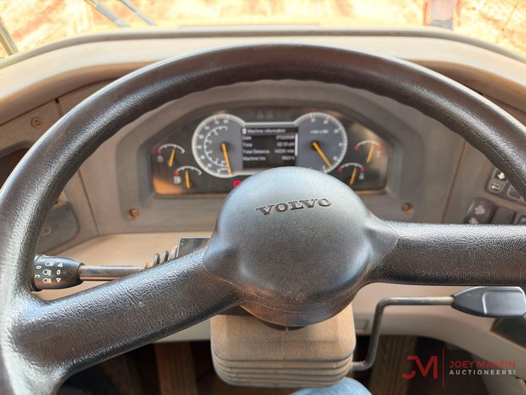 2023-volvo-a45g-image-8