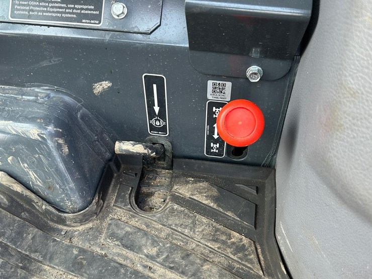 kubota-mx6000-image-35