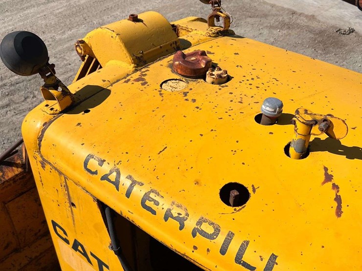 caterpillar-d7-image-25