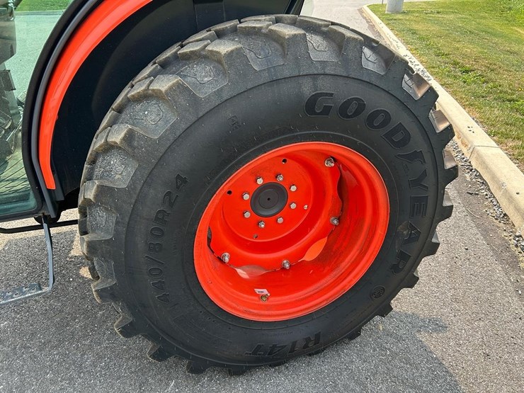 kubota-mx6000-image-24