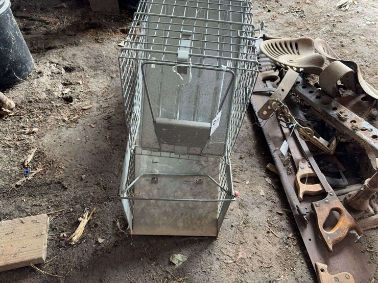 (2)-galvanized-steel-live-animal-trap-image-4