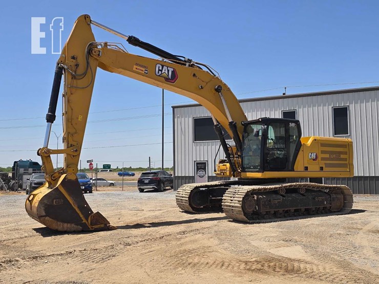 2024-caterpillar-340-image-1