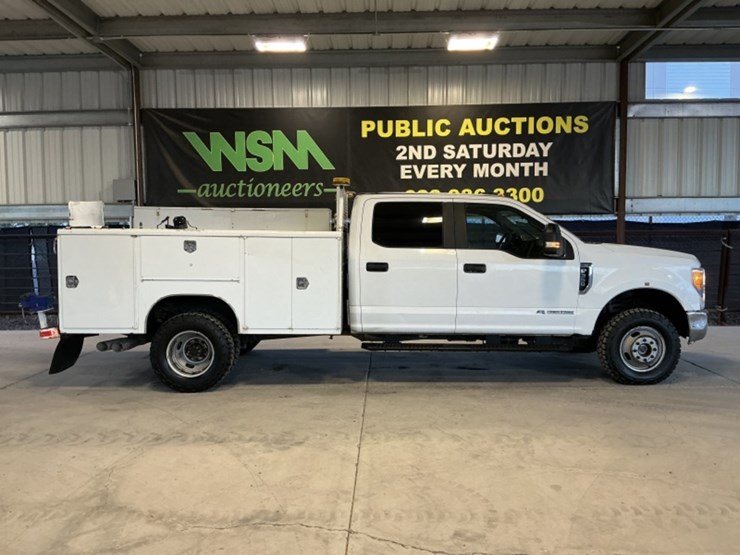 2017-ford-f350-image-1