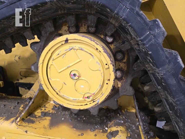 2021-caterpillar-239d3-image-24