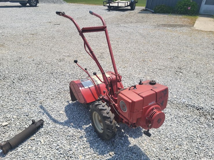 troy-bilt-horse-rear-tiller-image-8