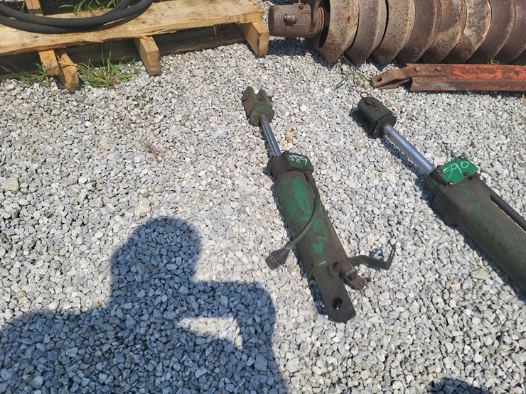 oliver-hydraulic-cylinder-image-1