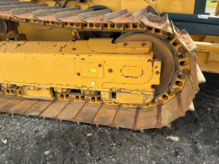 2014-caterpillar-d3k2-lgp-image-8