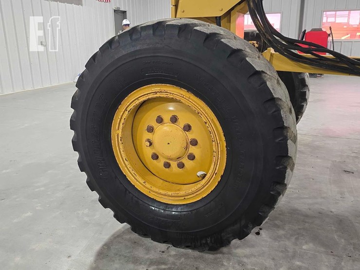 2007-caterpillar-140h-image-28