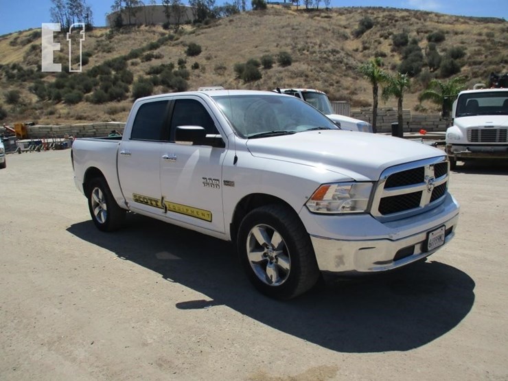 2018-dodge-ram-1500-image-2