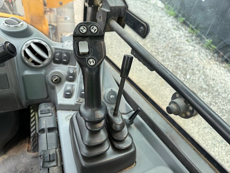volvo-l20f-image-23
