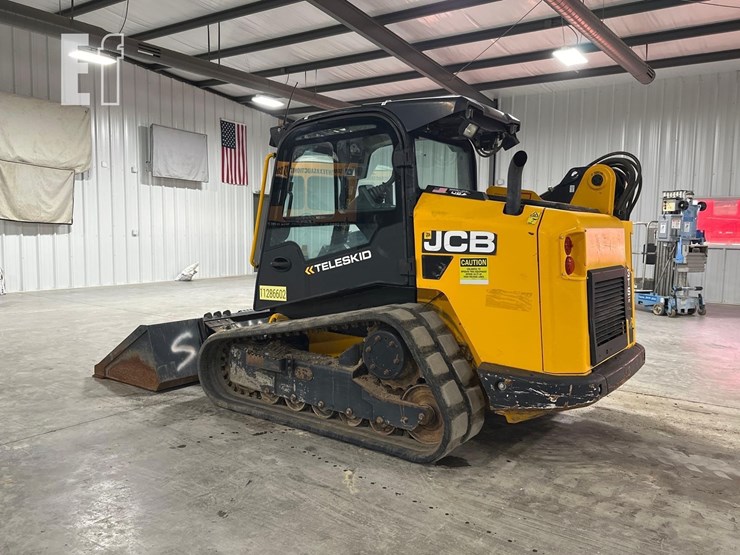2021-jcb-3ts-8t-image-4