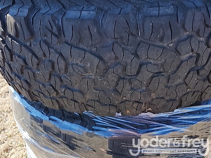goodrich-lt245/75-r17-image-9