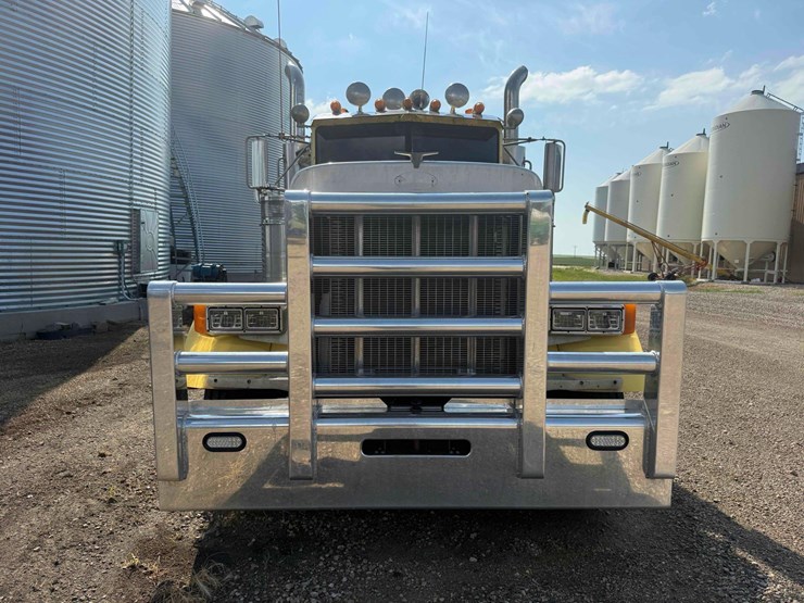 1995-peterbilt-379-image-6