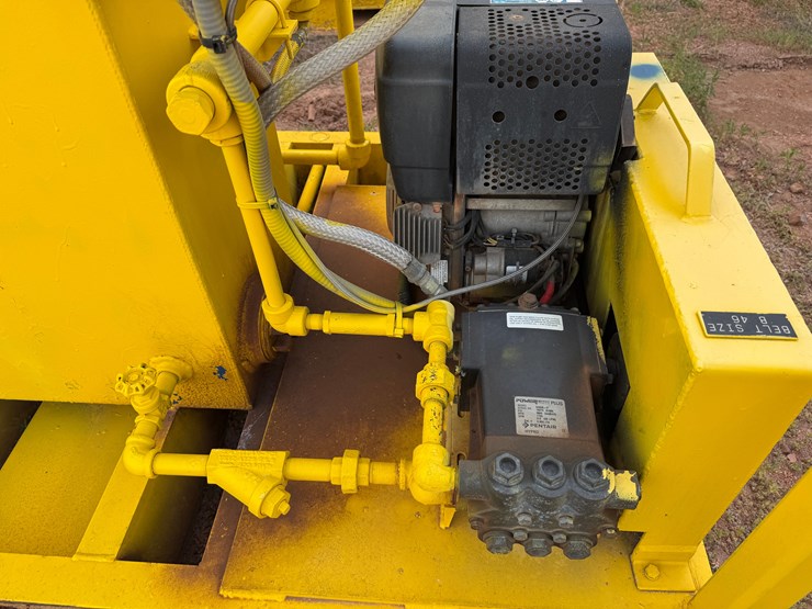 meyer-3k-wp-diesel-powered-4-station-accumulator-closing-unit,-skidded-image-8