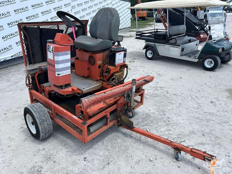 salsco-greens-roller-w/-trailer-image-2