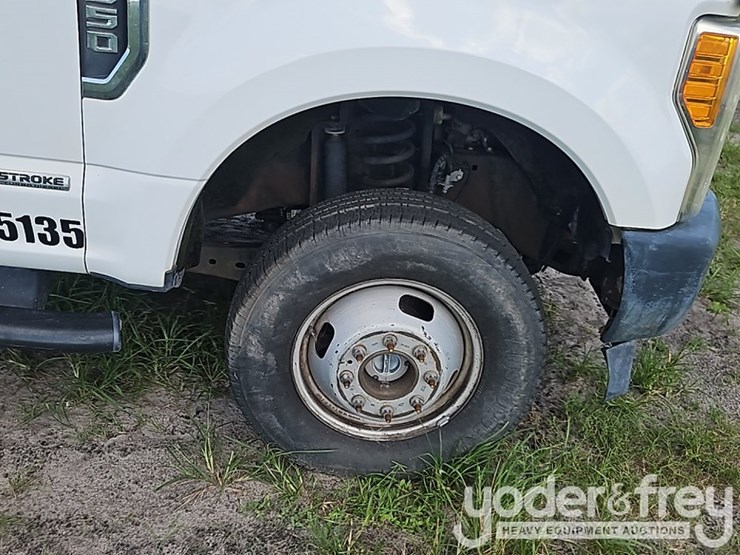 2017-ford-f350-image-9