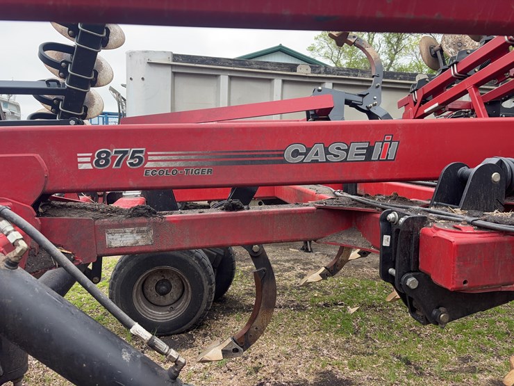 2017-case-ih-875-ecolo-tiger-disk-ripper-image-15