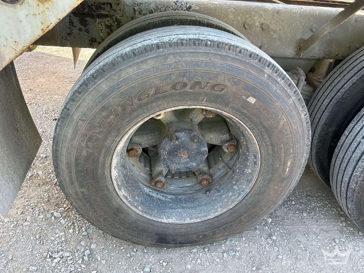 1994-mack-dm690s-image-37
