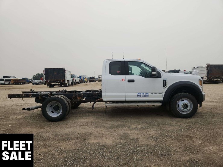 2019-ford-f550-image-8