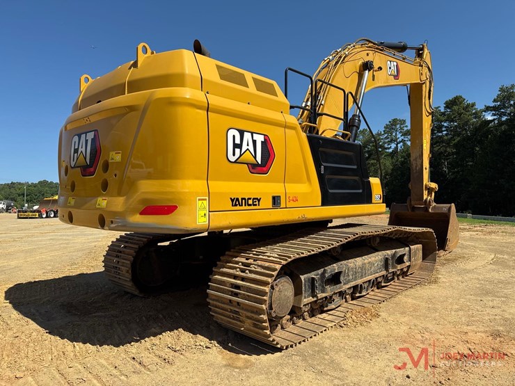 2024-caterpillar-352-image-3