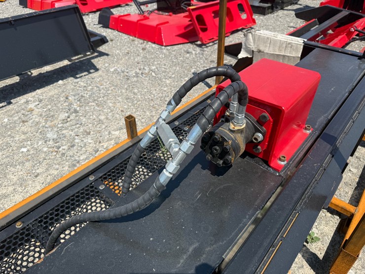 #2038-•-unused-future-vb79-vibrating-skid-steer-bucket-dzdd260472-inv#48836-image-7