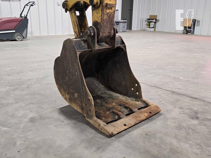2021-caterpillar-306cr-image-10