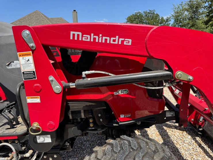 2021-mahindra-1635-image-6