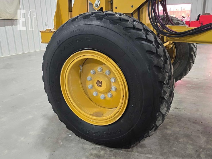 2022-caterpillar-140gc-image-30