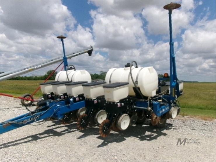 2014-kinze-3000-image-4