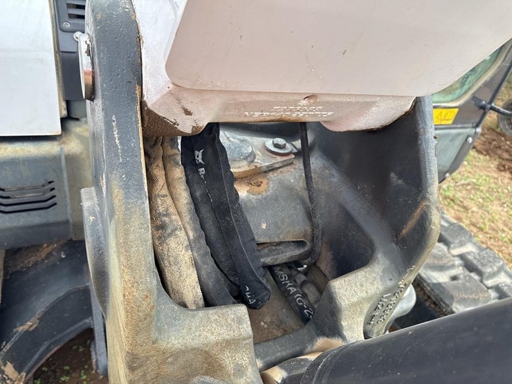 2023-bobcat-e88-image-80