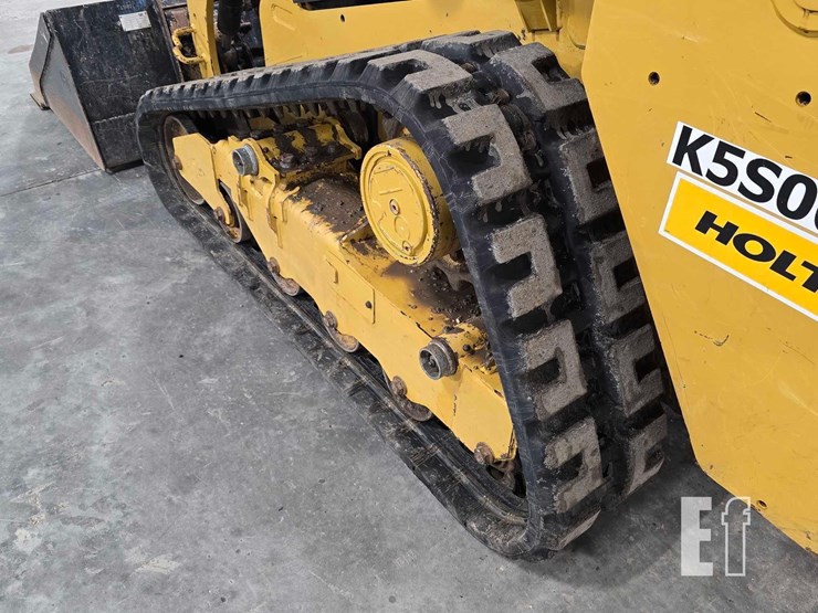 2021-caterpillar-239d3-image-27