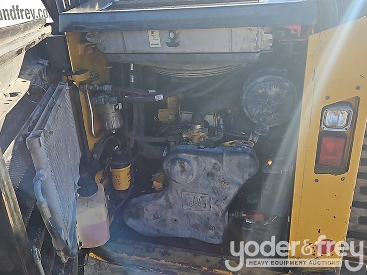 2019-caterpillar-299d2-image-22
