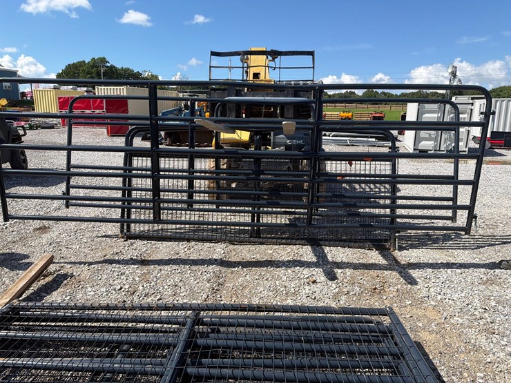 #72-•-14ft-tarter-gate-image-1