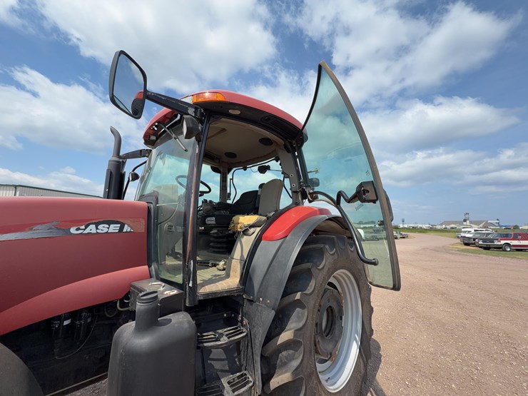 2006-case-ih-mxu135-image-22