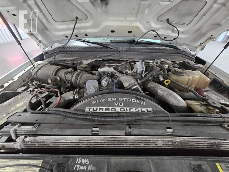 2009-ford-f550-image-22