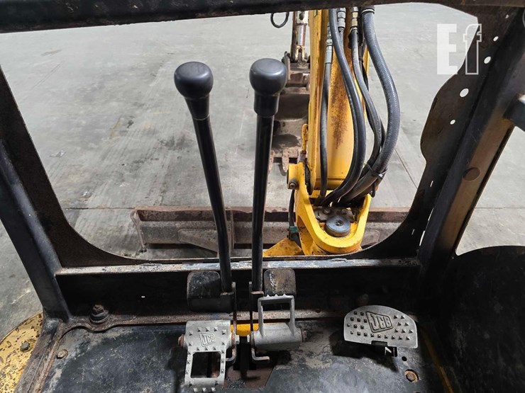 jcb-8032-image-18