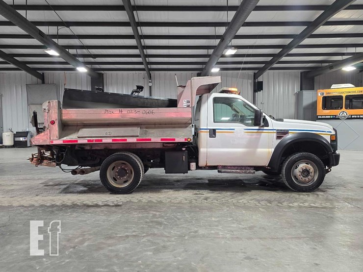 2009-ford-f550-image-6