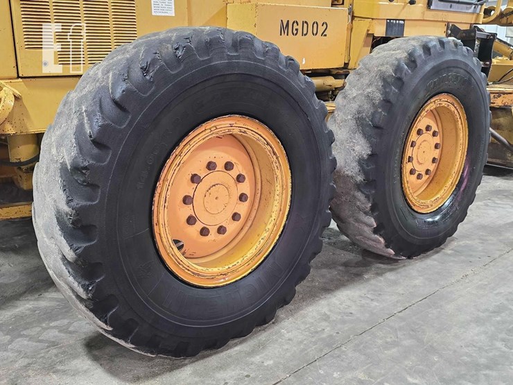 1996-caterpillar-140h-image-29